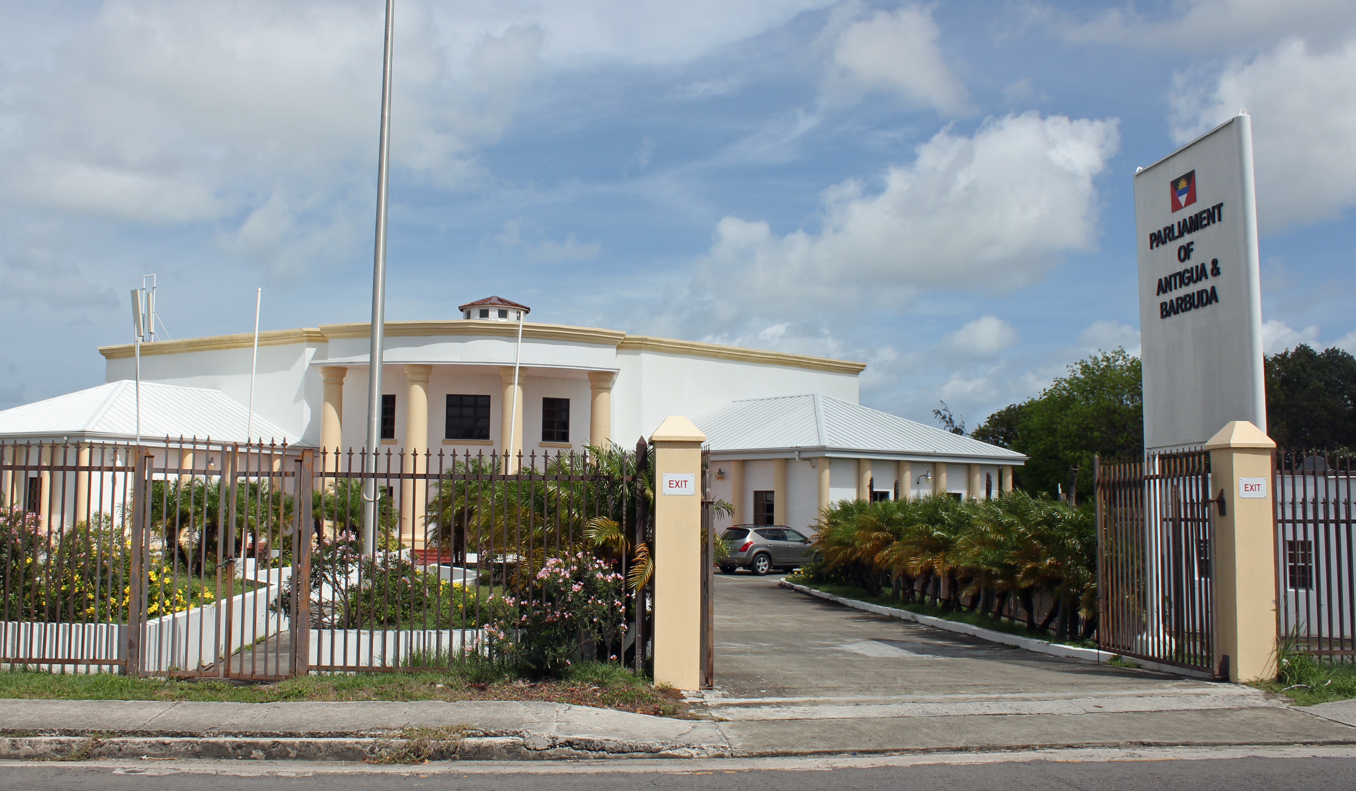 Bangunan Parlimen Antigua dan Barbuda di St. John's.