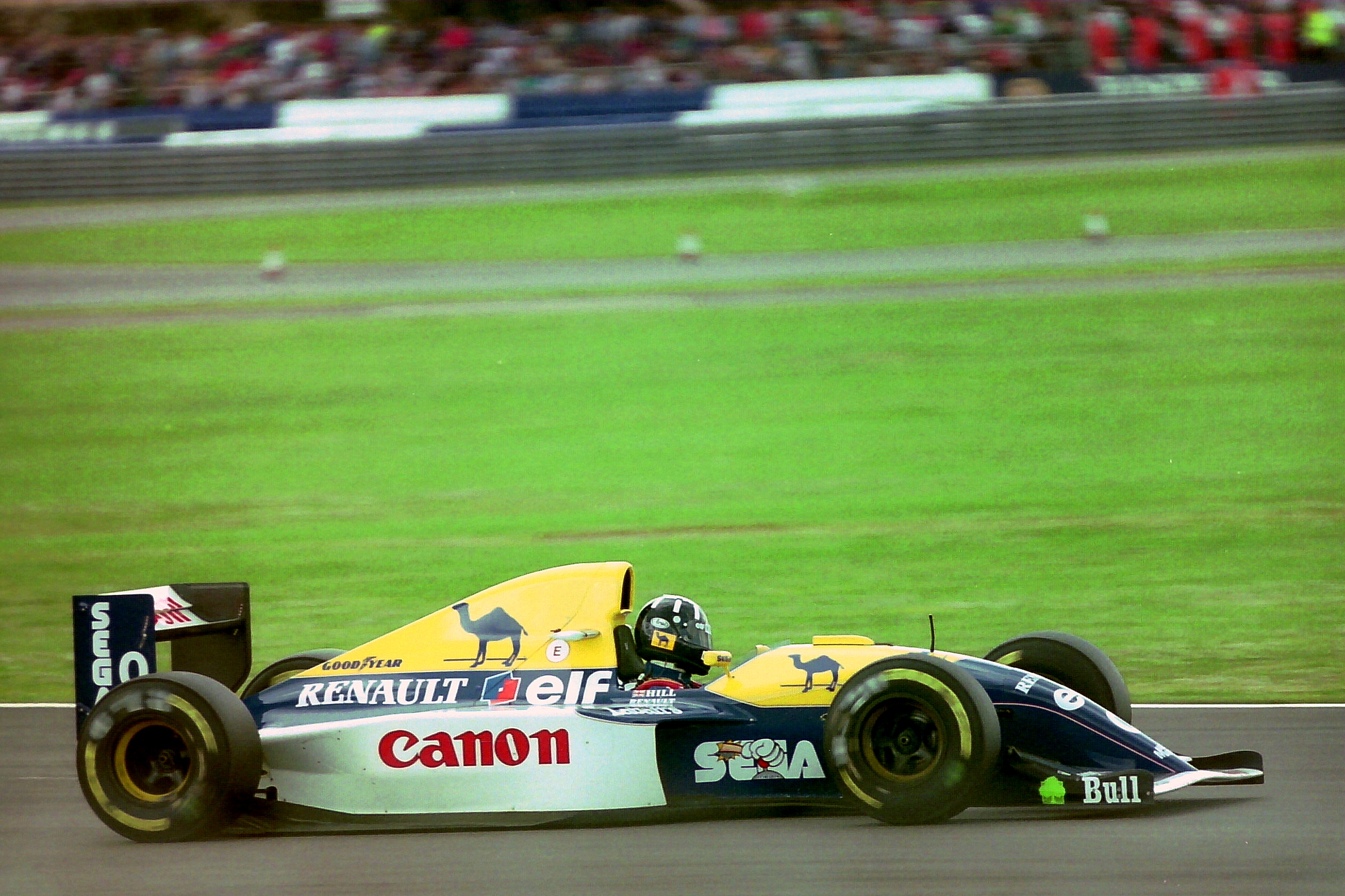 ウィリアムズ・FW15Cをドライブするヒル(1993年イギリスGP)