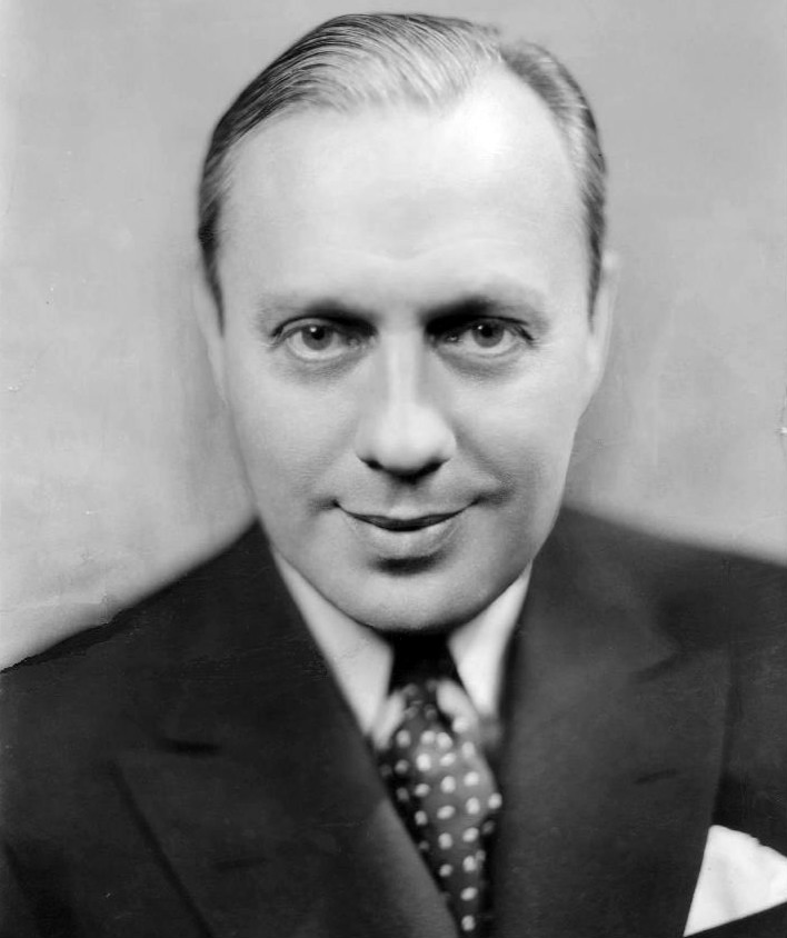1933년 NBC에 새로 합류하여 더 셰브롤레 프로그램의 진행자였던 베니