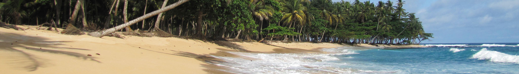 Pemandangan Praia Inhame, Distrik Caué, São Tomé.