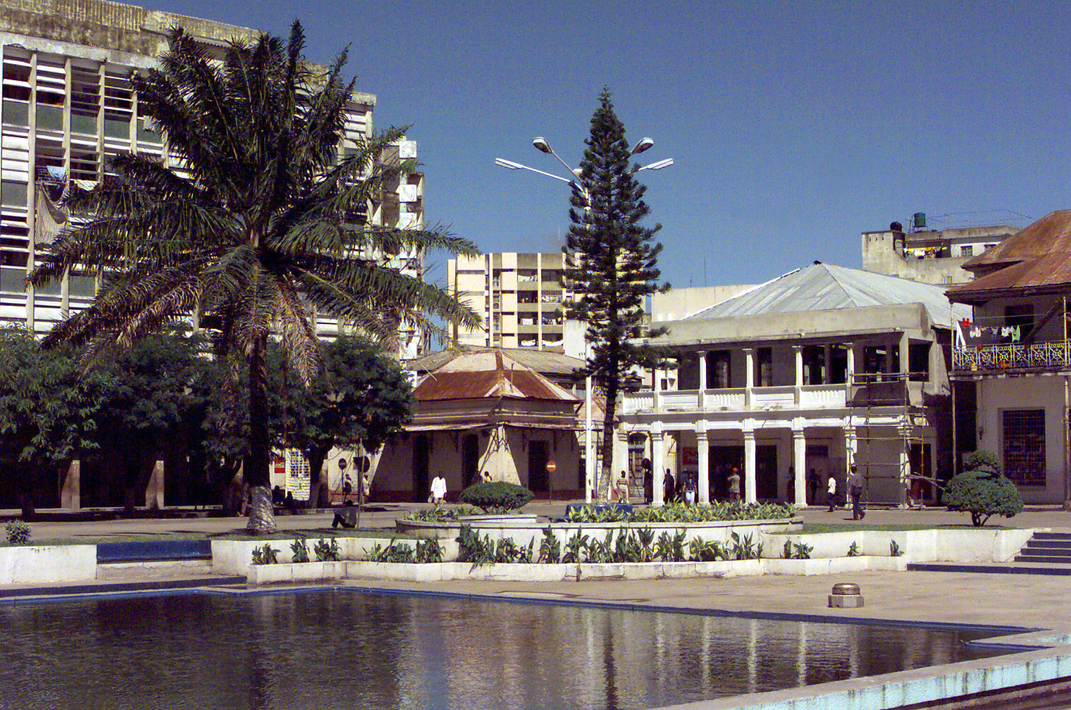 Trung tâm thành phố Beira năm 2000.