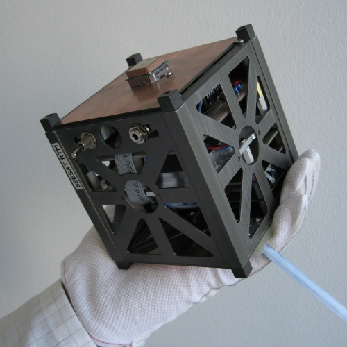 Satelit mini CubeSat