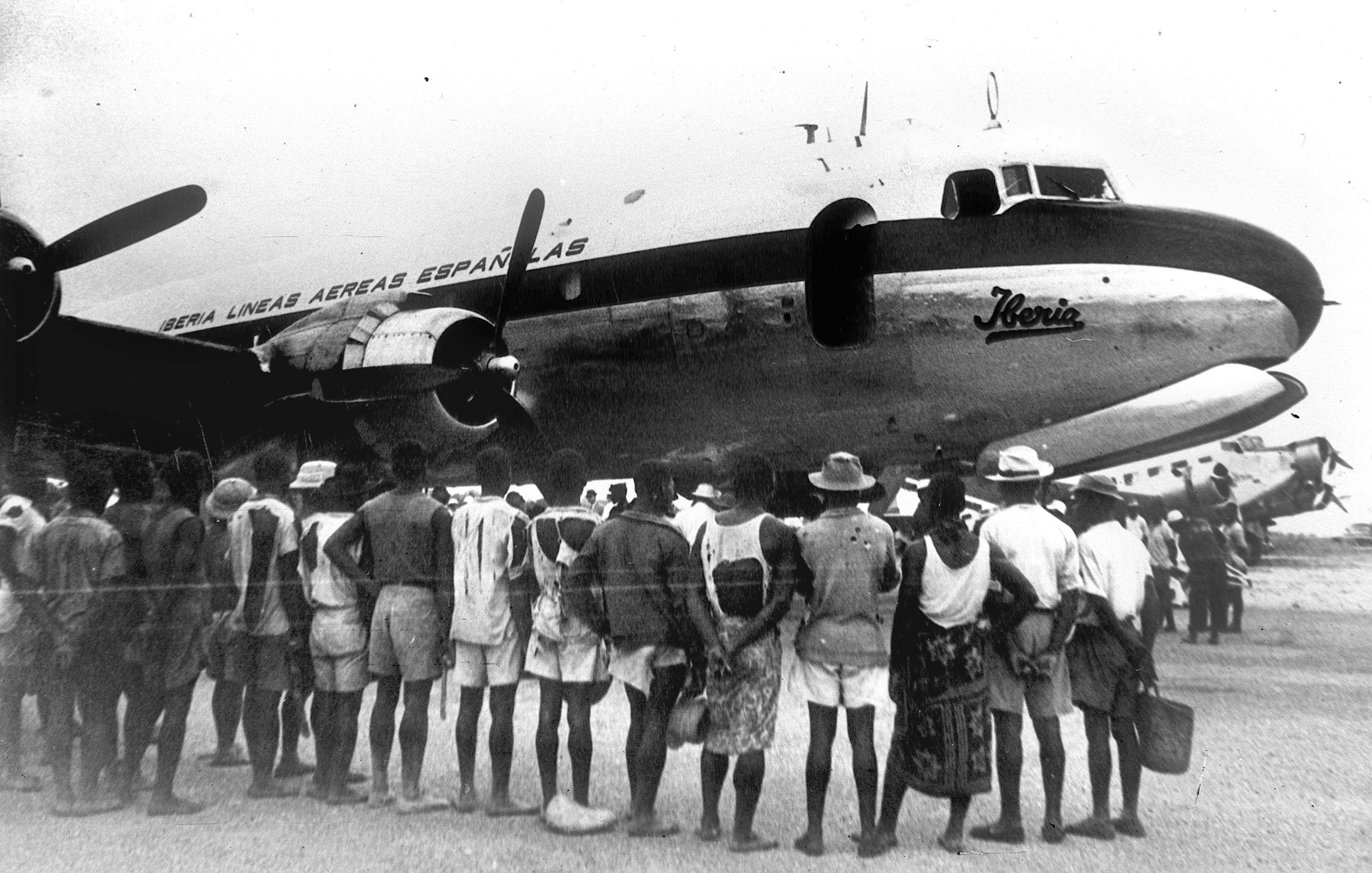 1941년 마드리드에서 바타로 향하는 이베리아 항공의 첫 비행