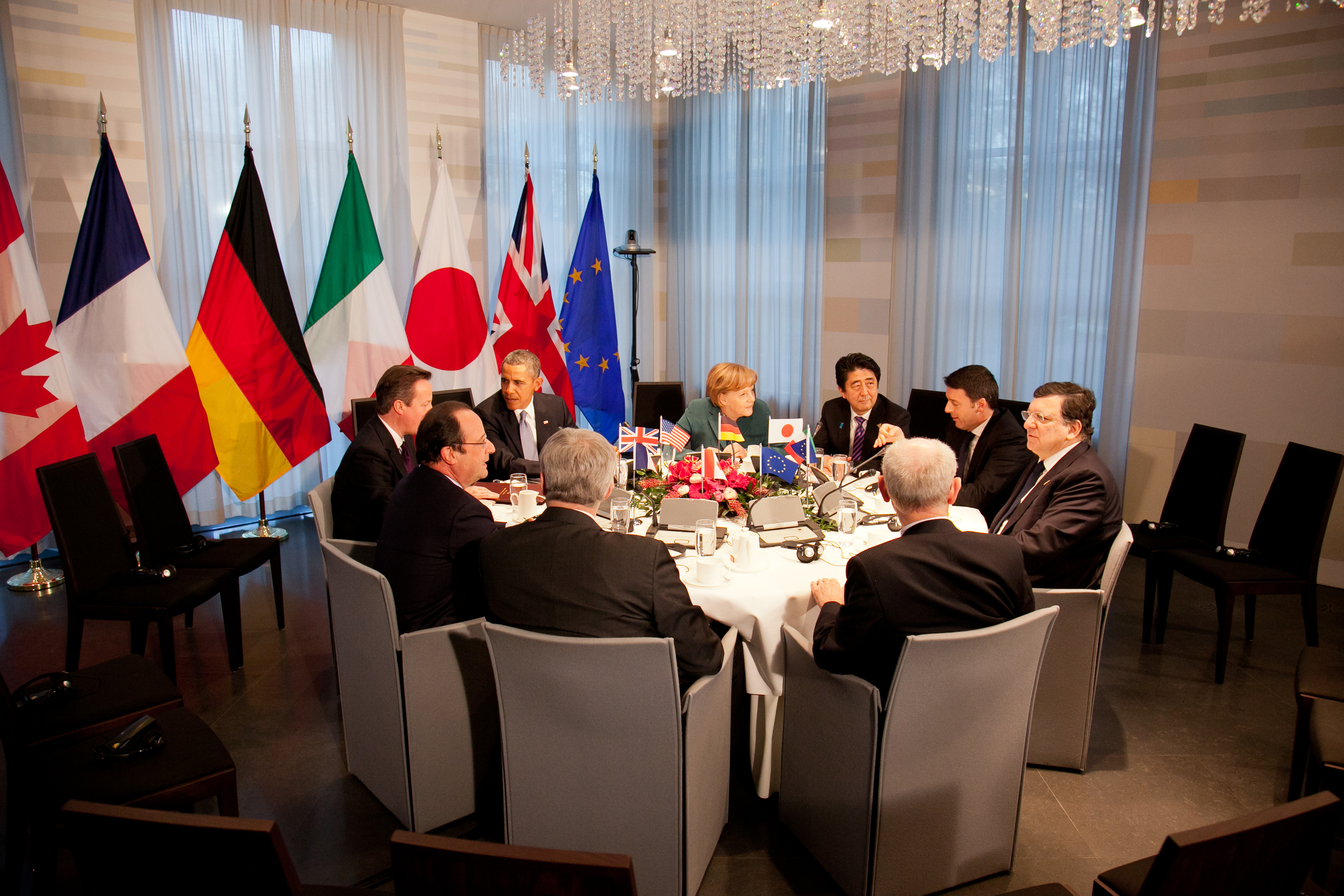 G7 회의에 참석한 아베 신조 내각총리대신 (2014년)