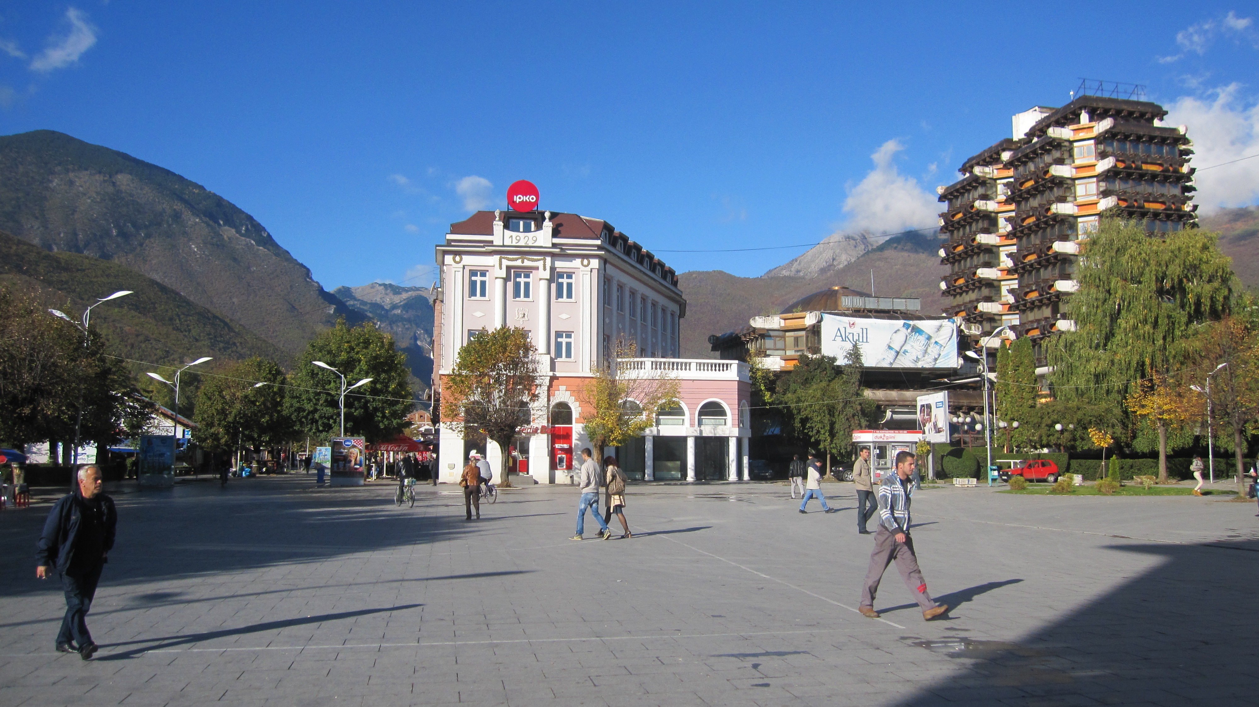 Peja.