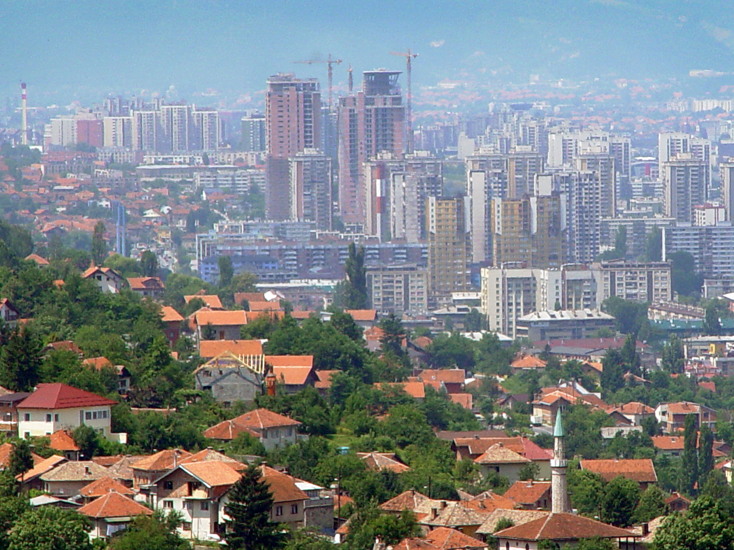 Pusat kota Bosmal City Center di ibu kota Sarajevo.
