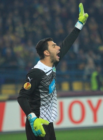 Patrício bersama Sporting pada tahun 2012.