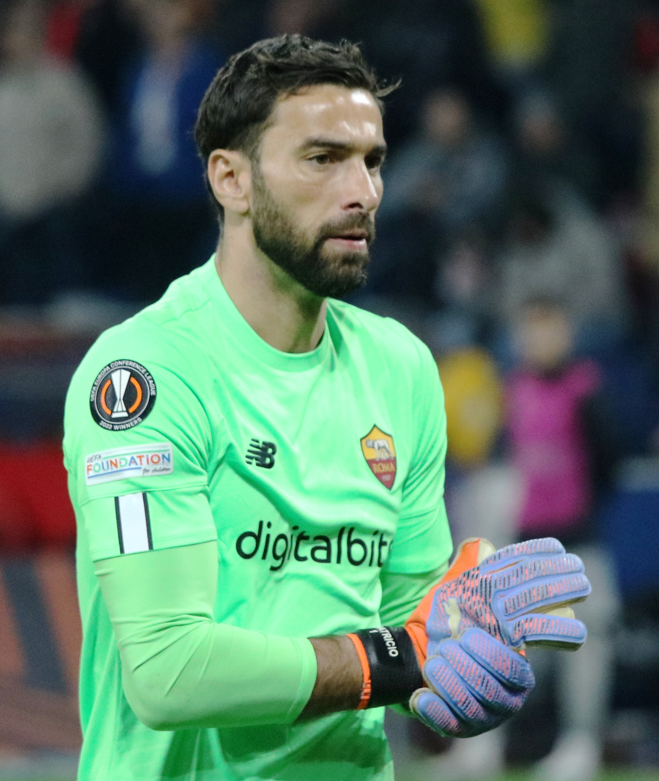 Patrício bersama Roma pada tahun 2023.