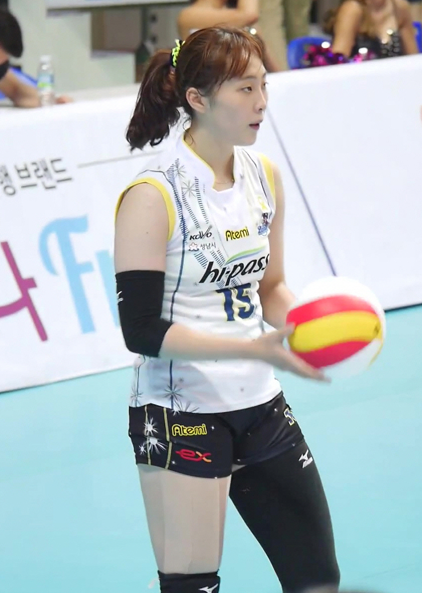 황민경