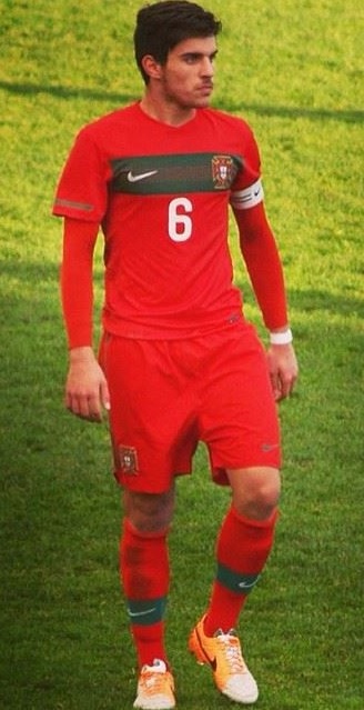 2014년 포르투갈 U-17 대표팀 소속의 후벵 네베스
