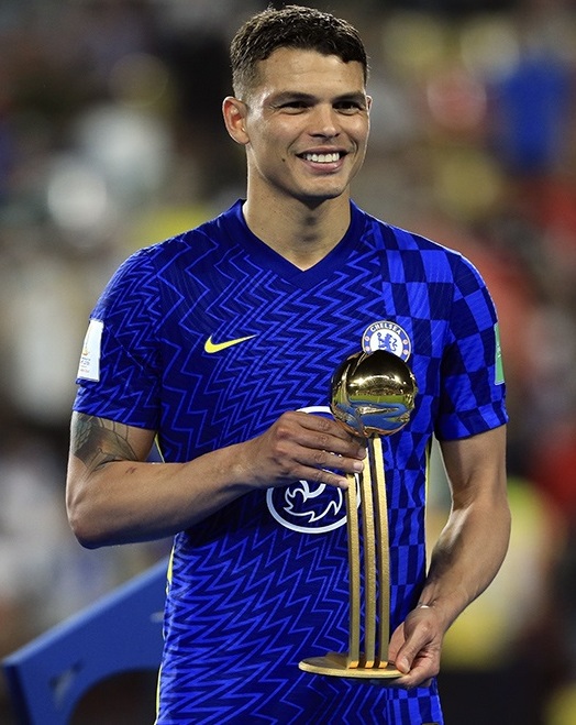 2021年FIFAクラブワールドカップ優勝を祝うシウバ(チェルシー)