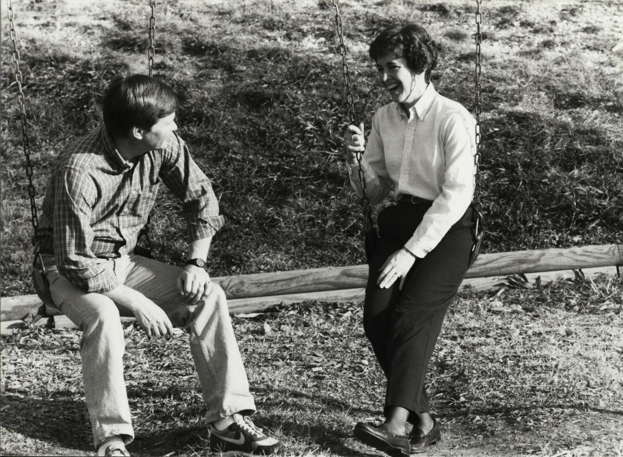 Tim Johnson dan istrinya Barbara Brooks Johnson, foto kampanye tahun 1986.