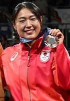 2024년 파리 올림픽 여자 사브르 단체전 시상식에서의 후쿠시마 시호미.