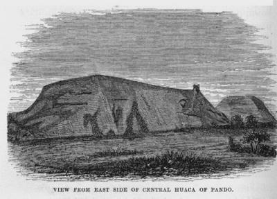 토머스 조셉 허친슨(1873년)이 촬영한 산마르코스 후아카(Huaca de San Marcos). 이전에는 후아카 판도(Huaca Pando) 또는 후아카 아람부루(Huaca Aramburú)라고 불렸다. 마랑가(Maranga) 유적지에 속한다. 과거에는 20세기 중반에 파괴된 콘차(Concha) 후아카가 앞에 있었다.