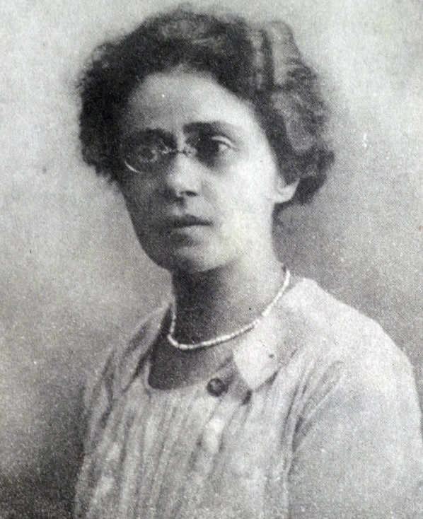 Parashqevi Qiriazi - giáo viên và nhà nữ quyền (1880-1970)