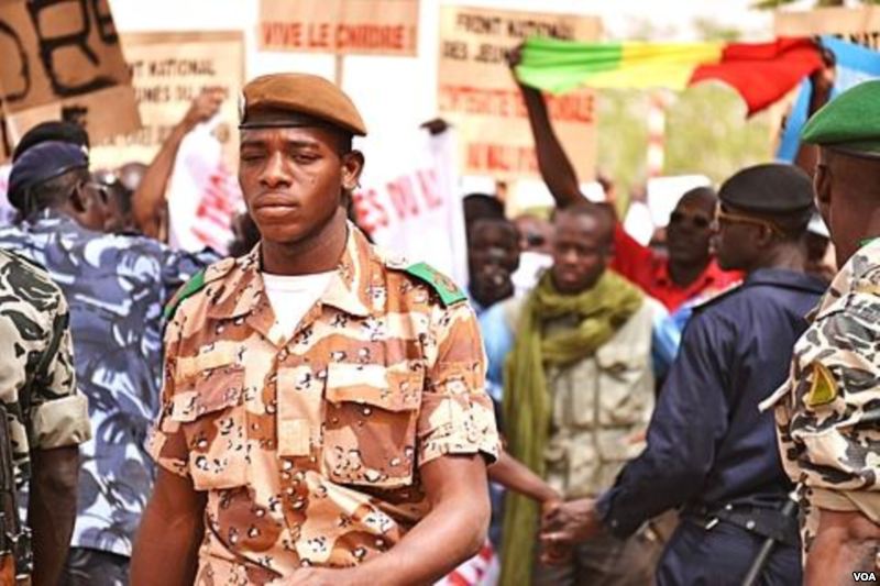 A soldier of the Malian National Guard.