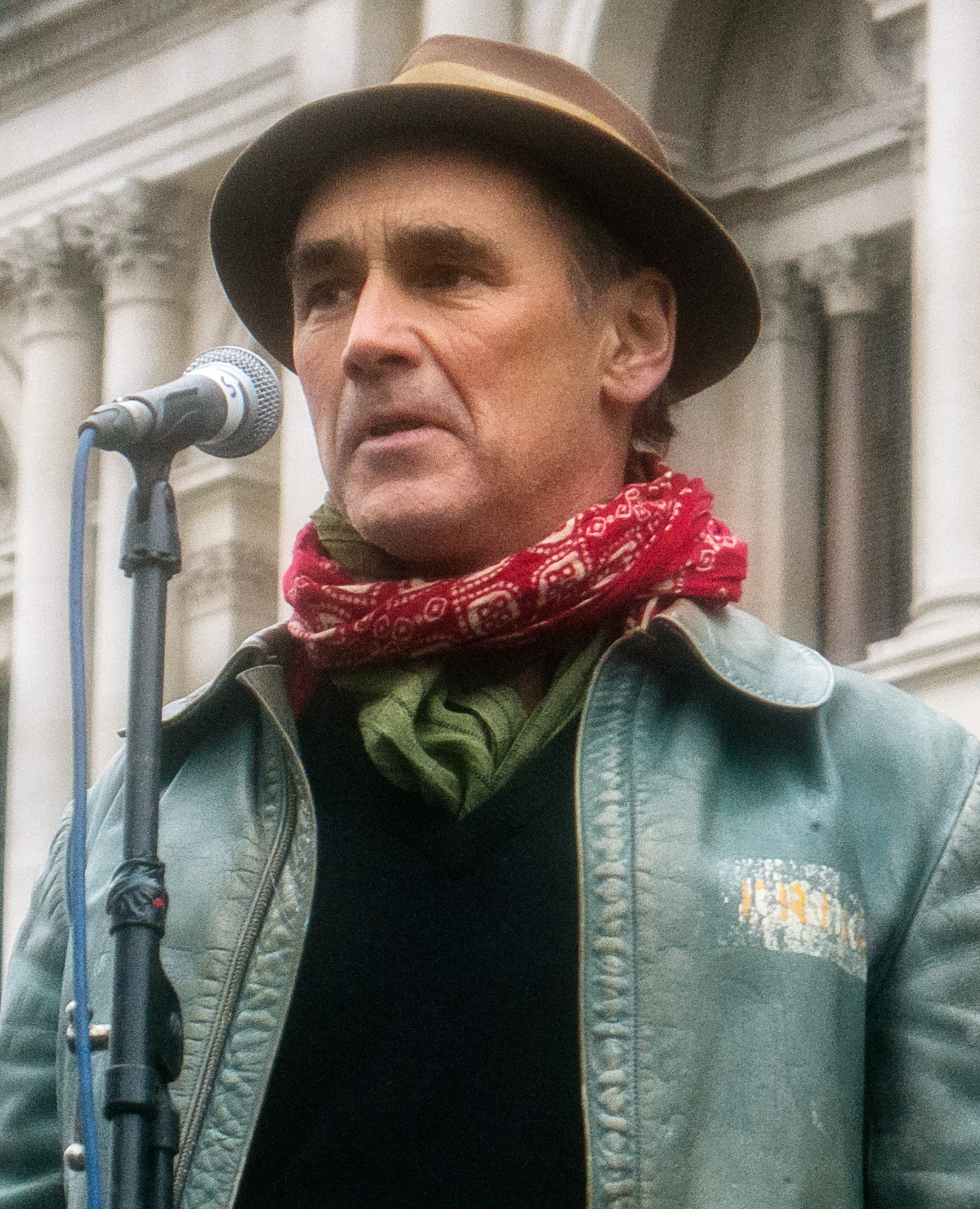 Rylance speaking at a rally of the Stop the War Coalition against the war in Syria in London in 2015.