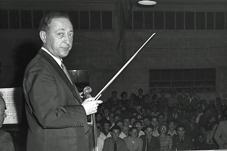 1953년 이스라엘 브엘세바에 있는 하이페츠