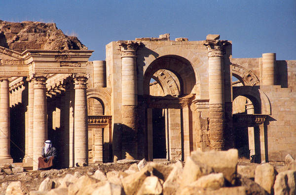 alt=Tàn tích Hatra