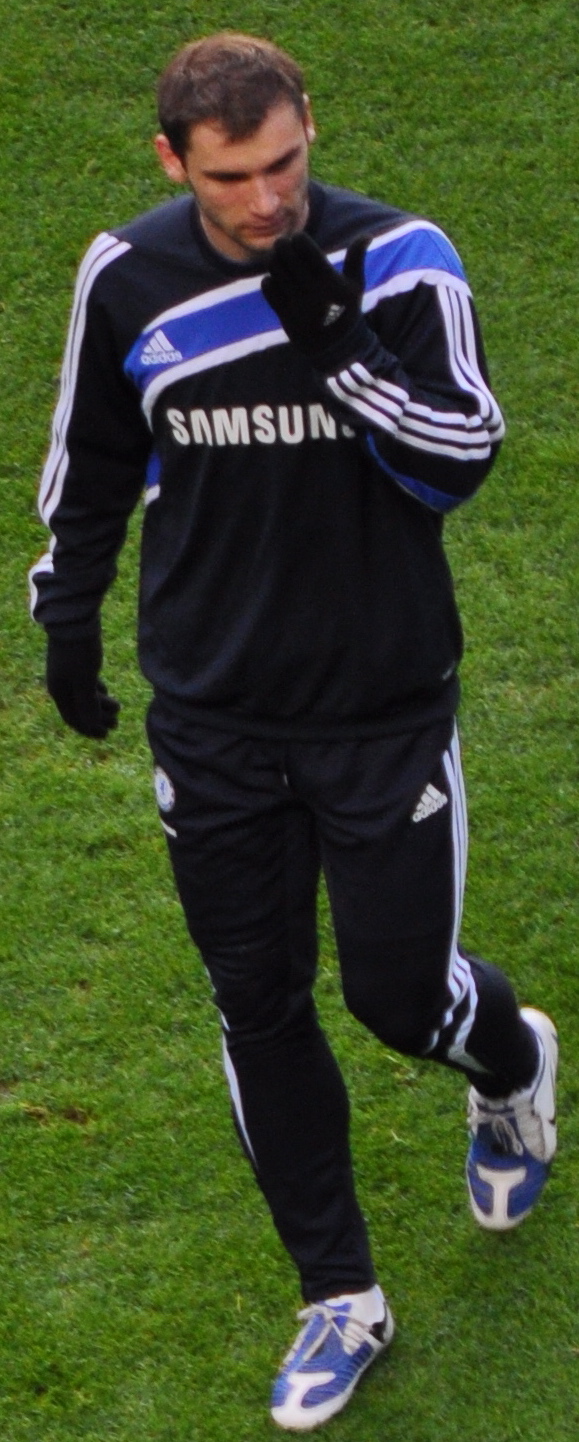 Ivanović khởi động trước trận đấu của Chelsea năm 2009