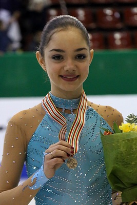 Medvedeva on the podium at the 2014 World Junior Figure Skating Championships