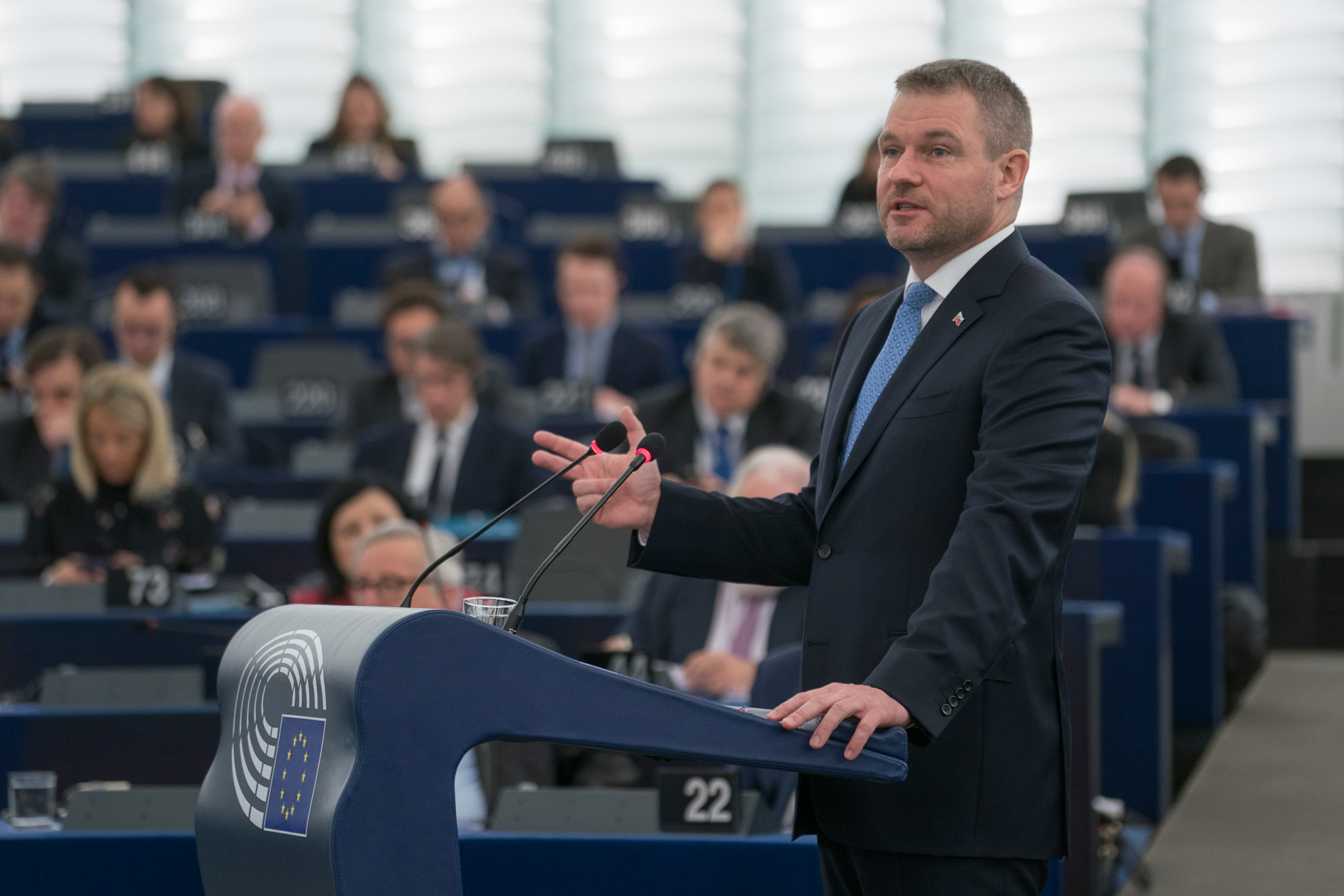 2019년 3월 스트라스부르의 유럽 의회에서 연설하는 페테르 펠레그리니 총리