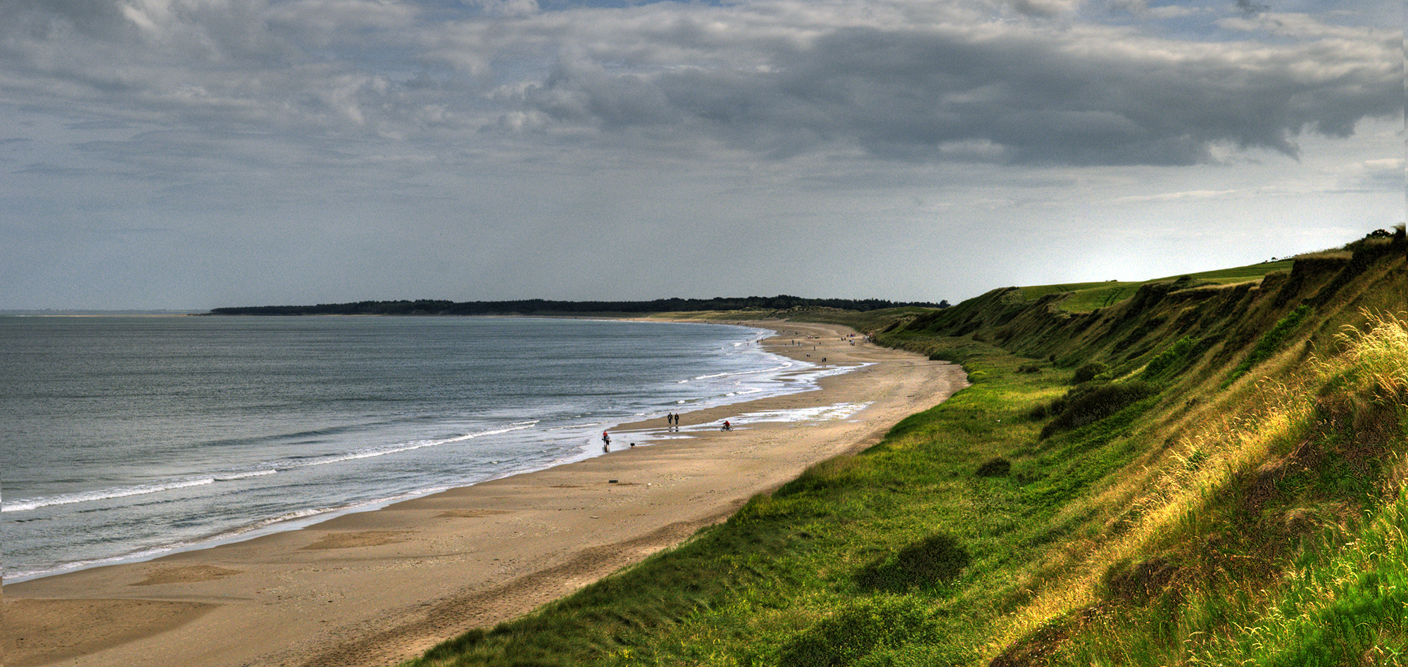 Ballinesker Beach의 사진