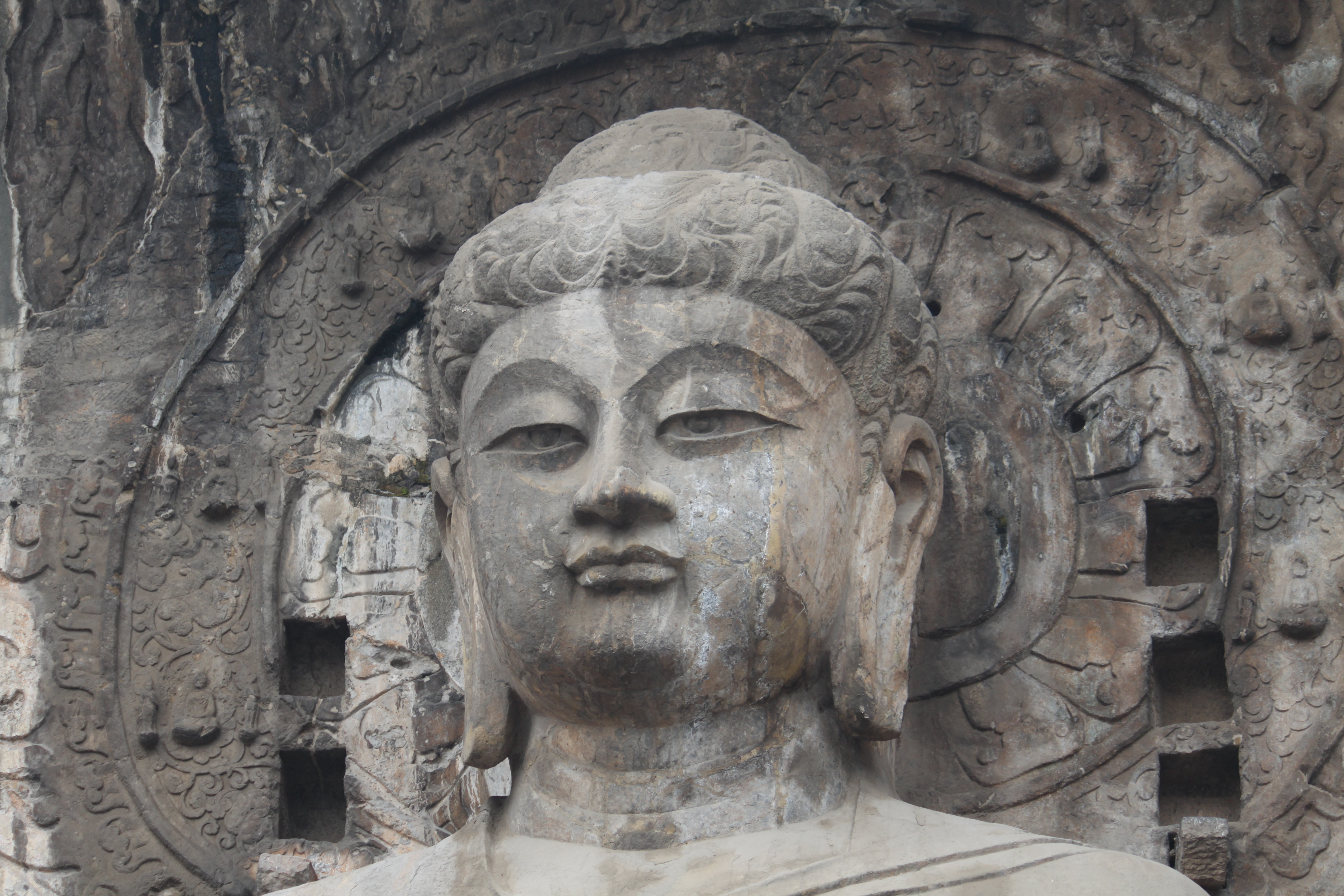 The features of Vairocana statue in Longmen Grottoes are supposedly based on Wu Zetian's image.