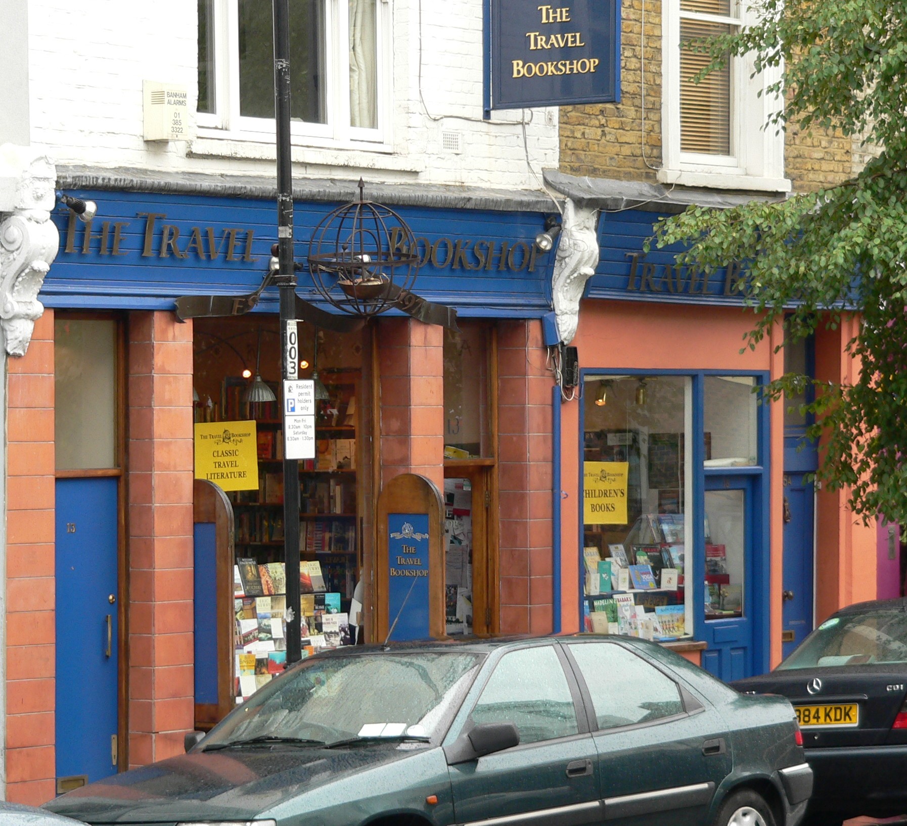Toko sách ở Notting Hill, bối cảnh chính của bộ phim Notting Hill.