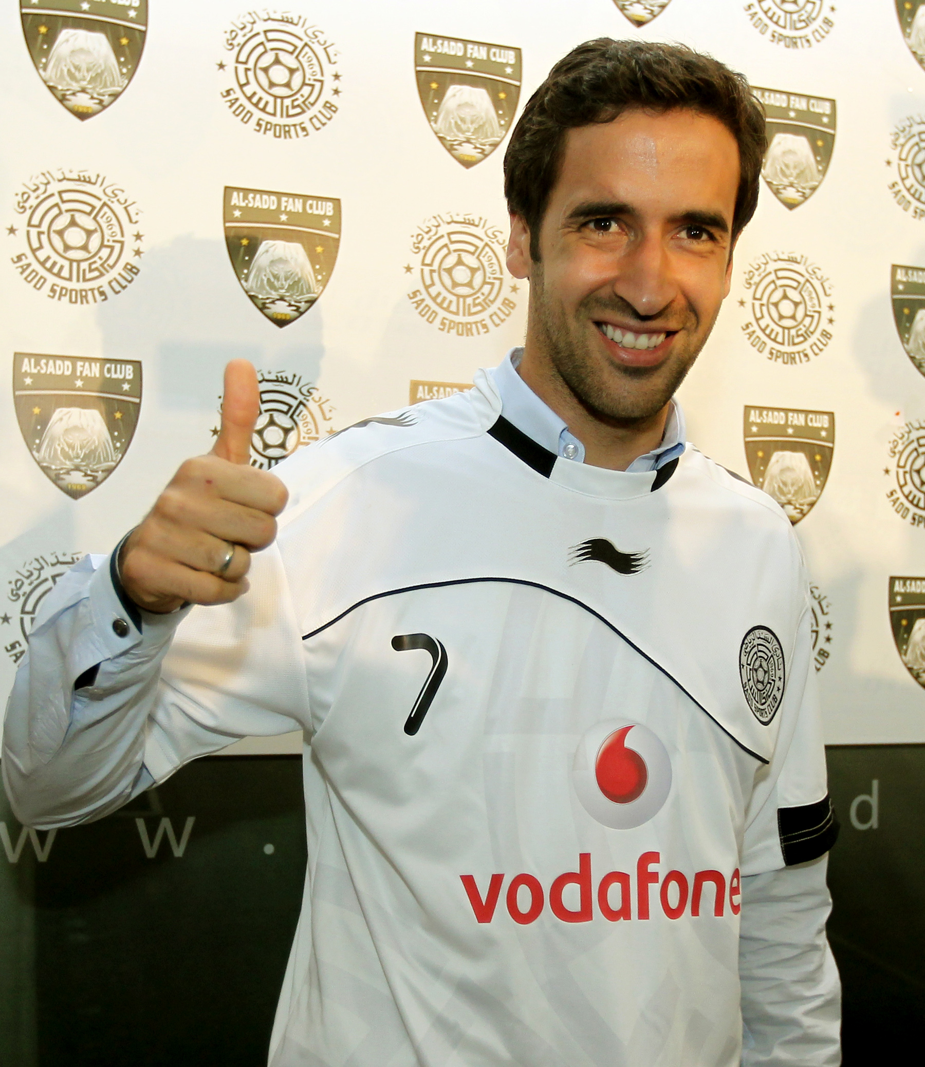 Raúl at his Al Sadd signing ceremony in May 2012.