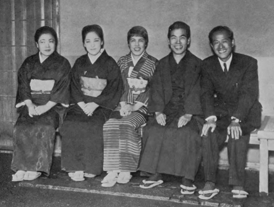 From left, Tama Morita, Nobuko Yoshiya, Eiji Yoshikawa, and Matsutarō Kawaguchi in Kamakura City, 1941.