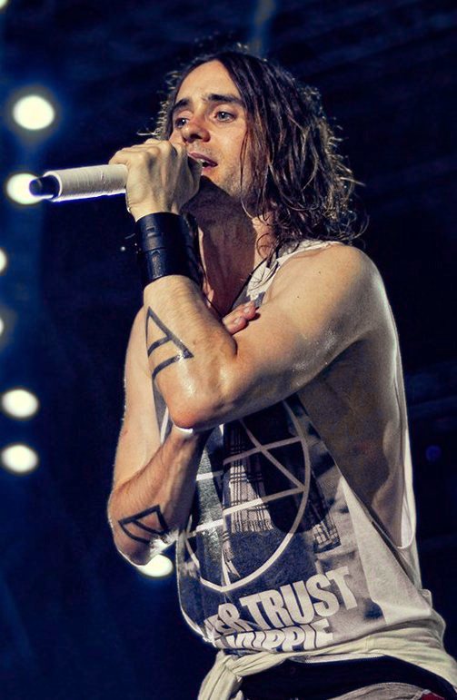 Leto performing in Padova, Italy in July 2013.
