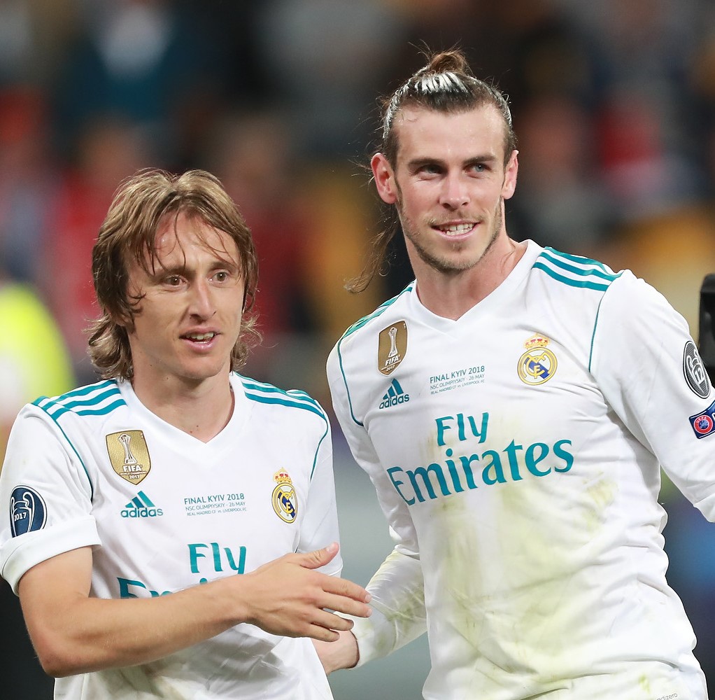 Modrić (left) with Gareth Bale during the 2018 Champions League Final