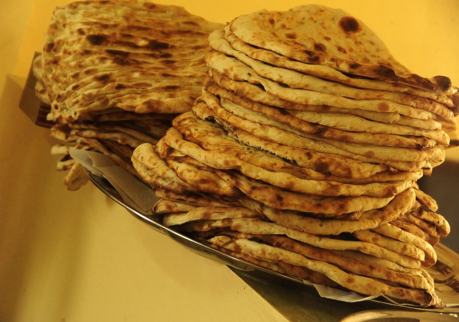 Non, loại bánh mì được tiêu thụ rộng rãi nhất ở Afghanistan