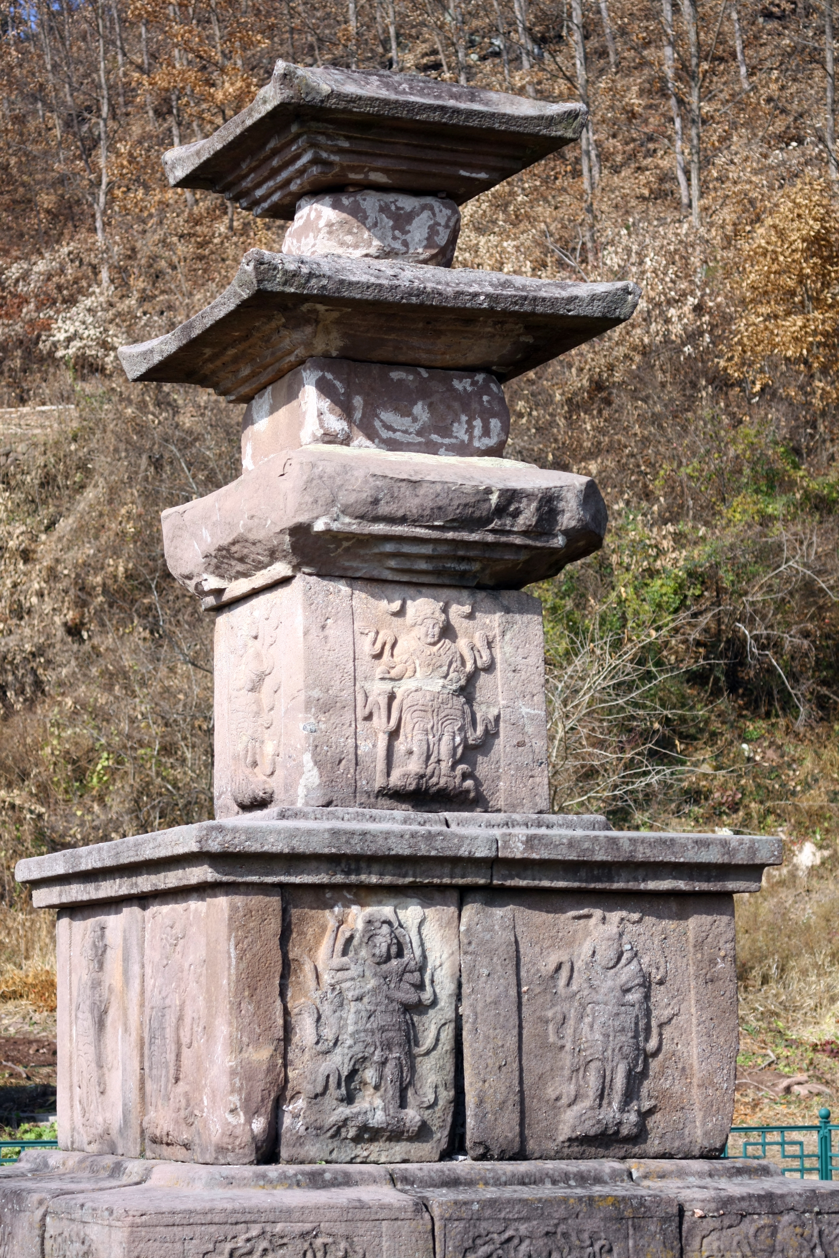 영양 화천리 삼층석탑