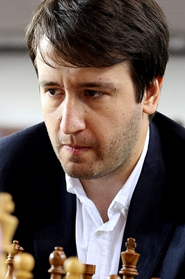 Teimour Radjabov (right), another prominent Azerbaijani chess grandmaster and 2019 World Cup winner.