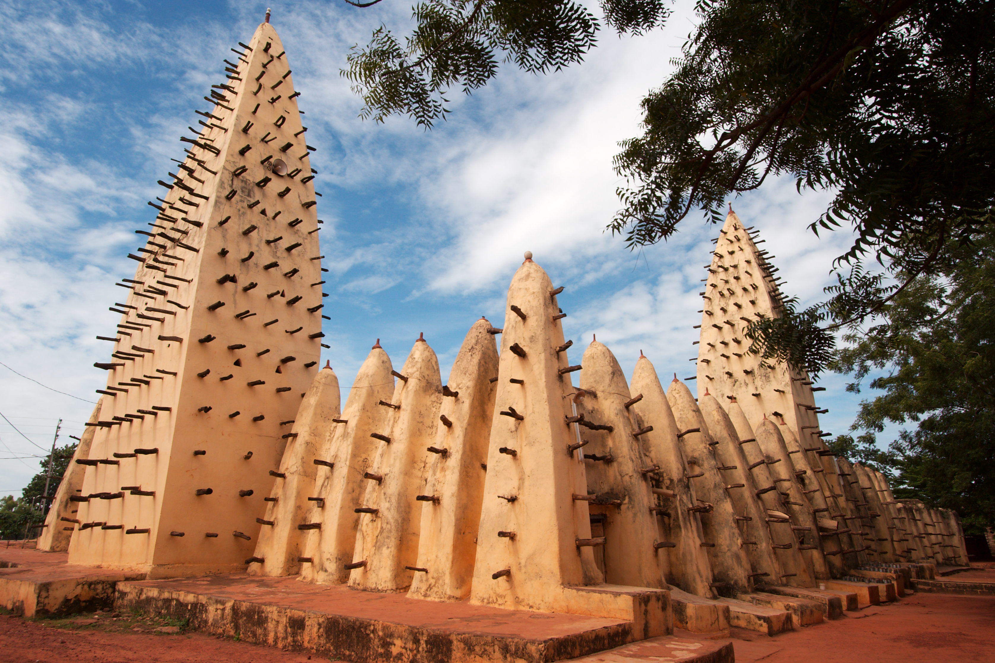 Masjid Agung Bobo-Dioulasso