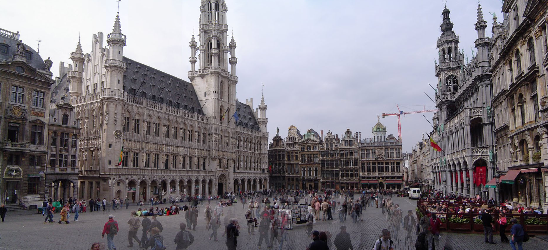 Grand Place di Brussels, salah satu Situs Warisan Dunia UNESCO di Belgia.