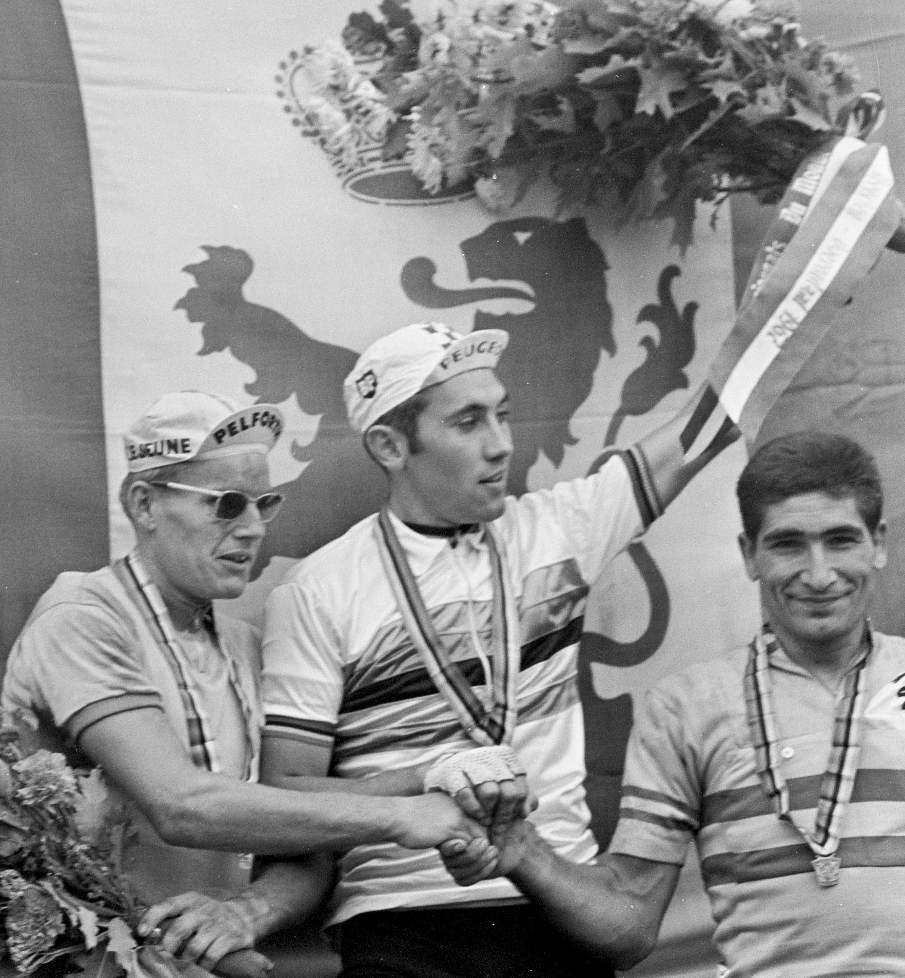1967년 첫 UCI 세계 타이틀을 축하하는 메르크스