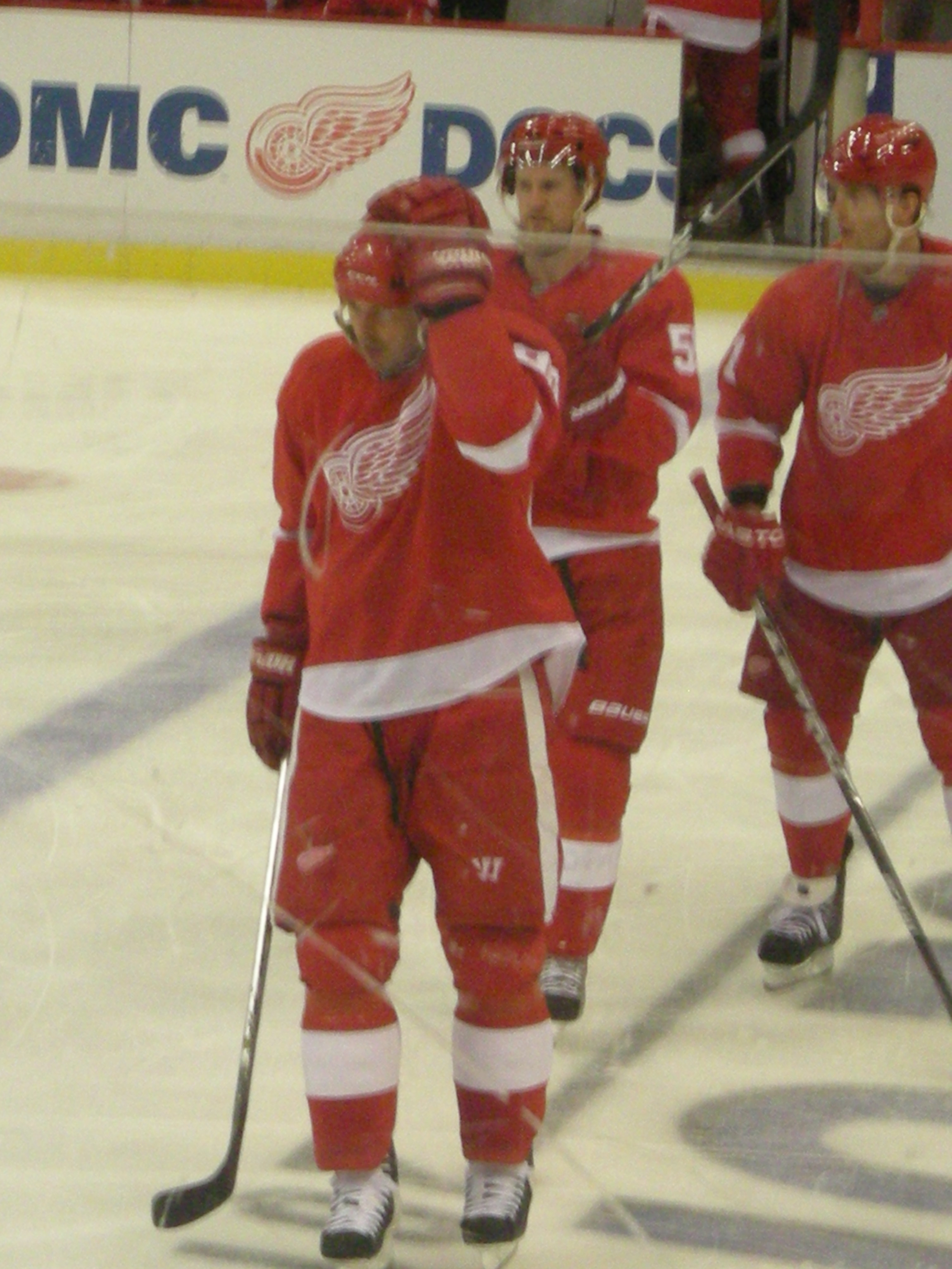 Modano bersama Red Wings pada Oktober 2010