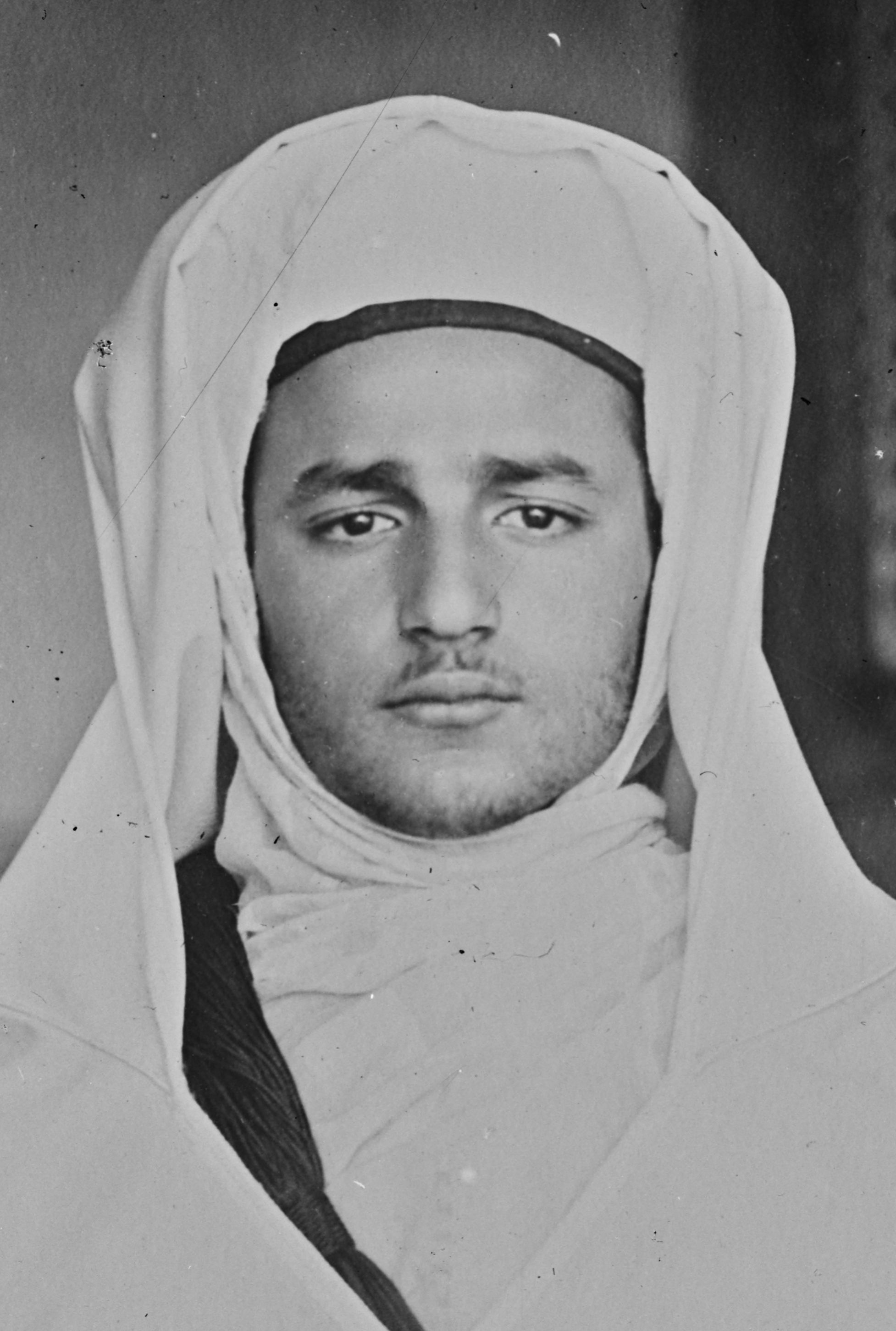 A portrait of the young Sidi Mohammed ben Yusef al-Alawi taken in 1930.