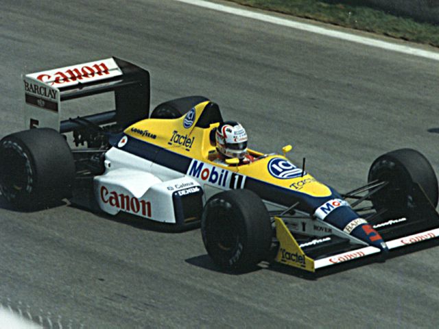 Mansell memandu Williams FW12 di Grand Prix F1 Kanada 1988.