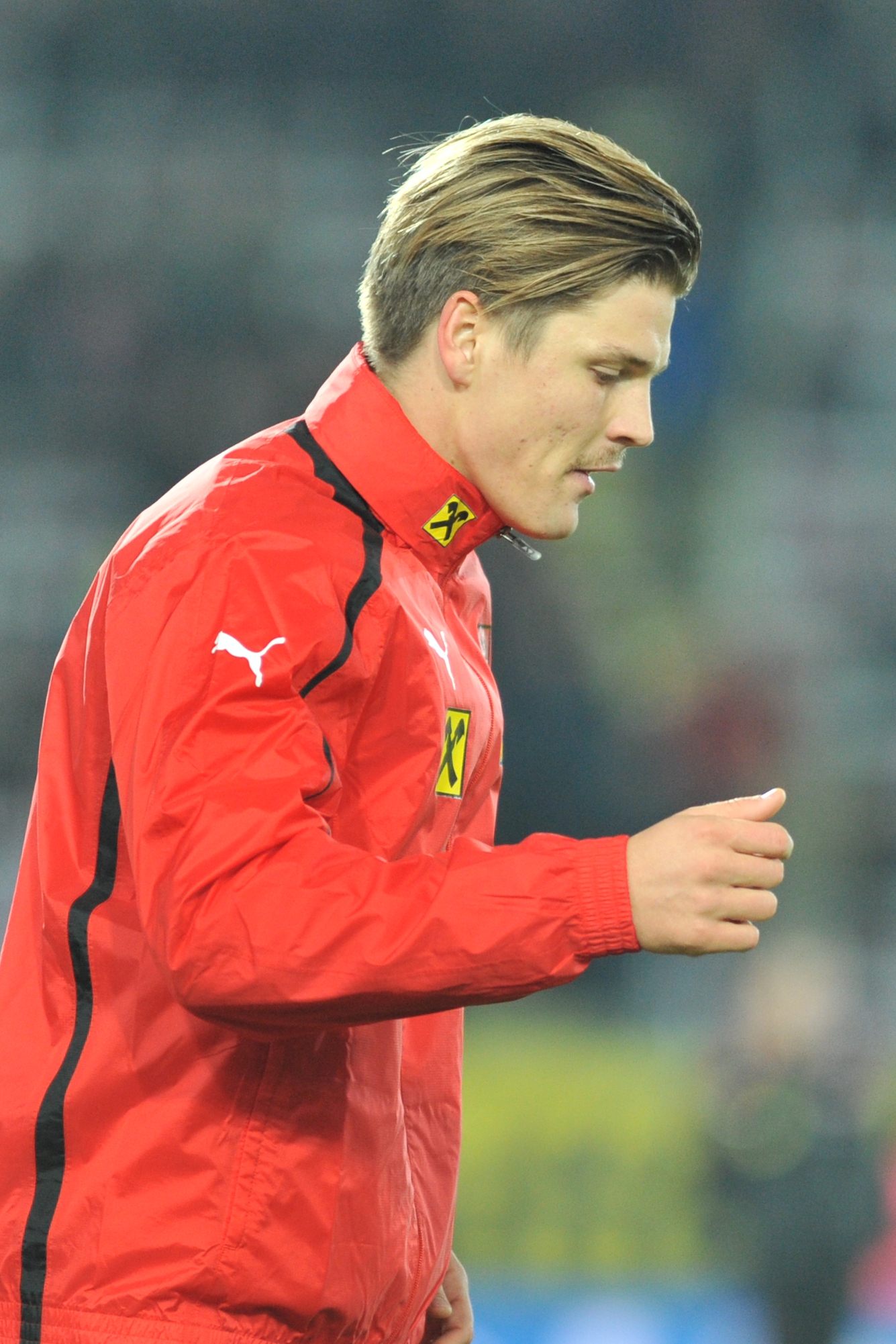 국가대표팀 유니폼을 입은 프뢰들