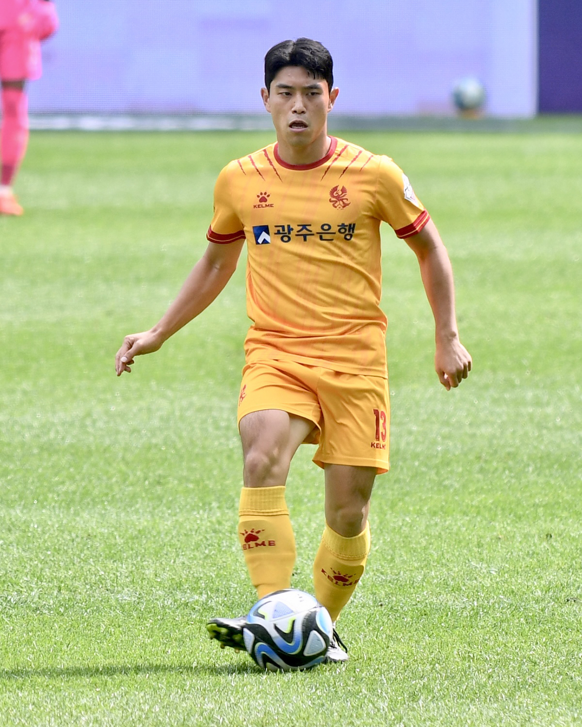 두현석