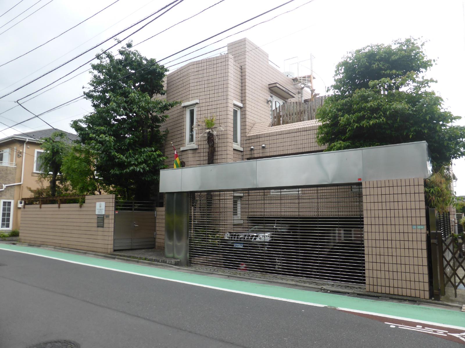 駐日トーゴ大使館正面玄関