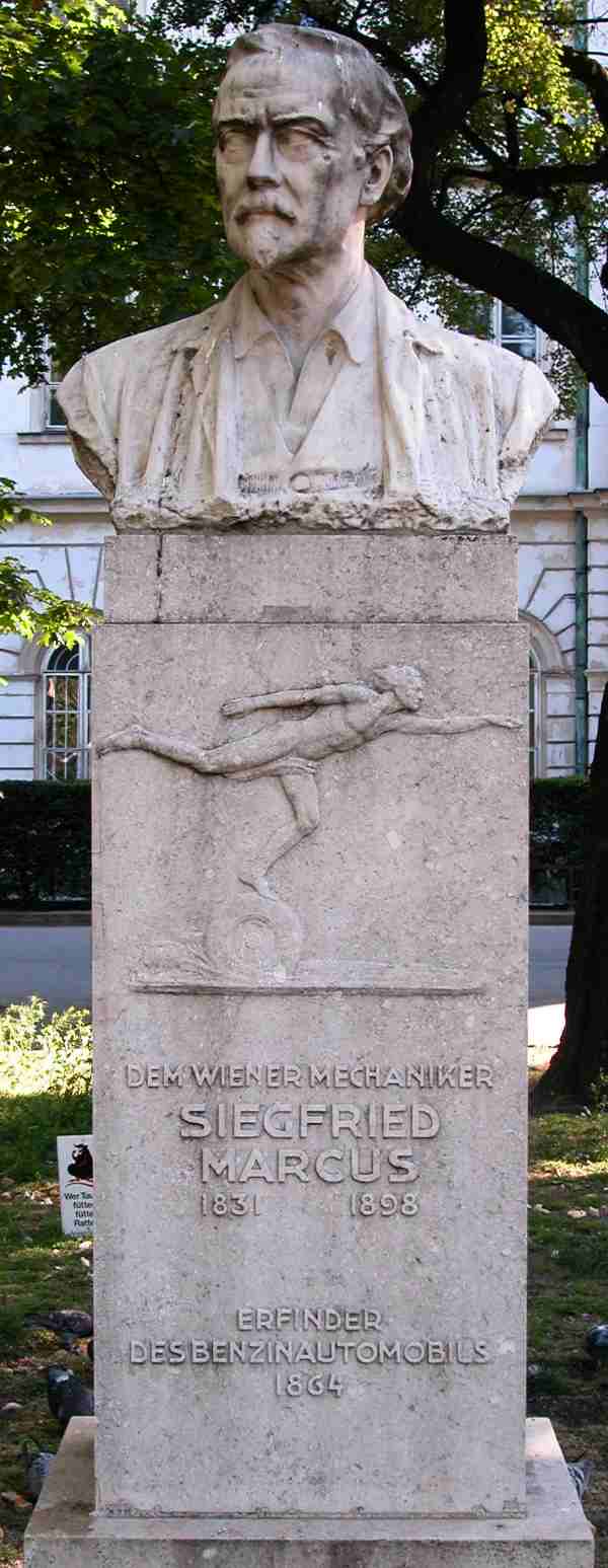 빈 기술 박물관 앞 지그프리트 마르쿠스 기념비
