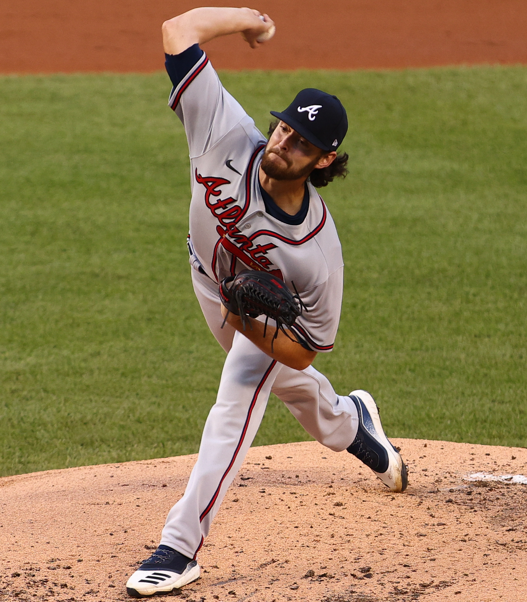 이안 앤더슨은 애틀랜타의 선발 투수로 3차전에서 5이닝 노히트를 기록했다.