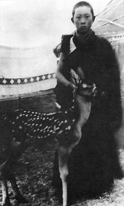Panchen Lama muda pada tahun 1947