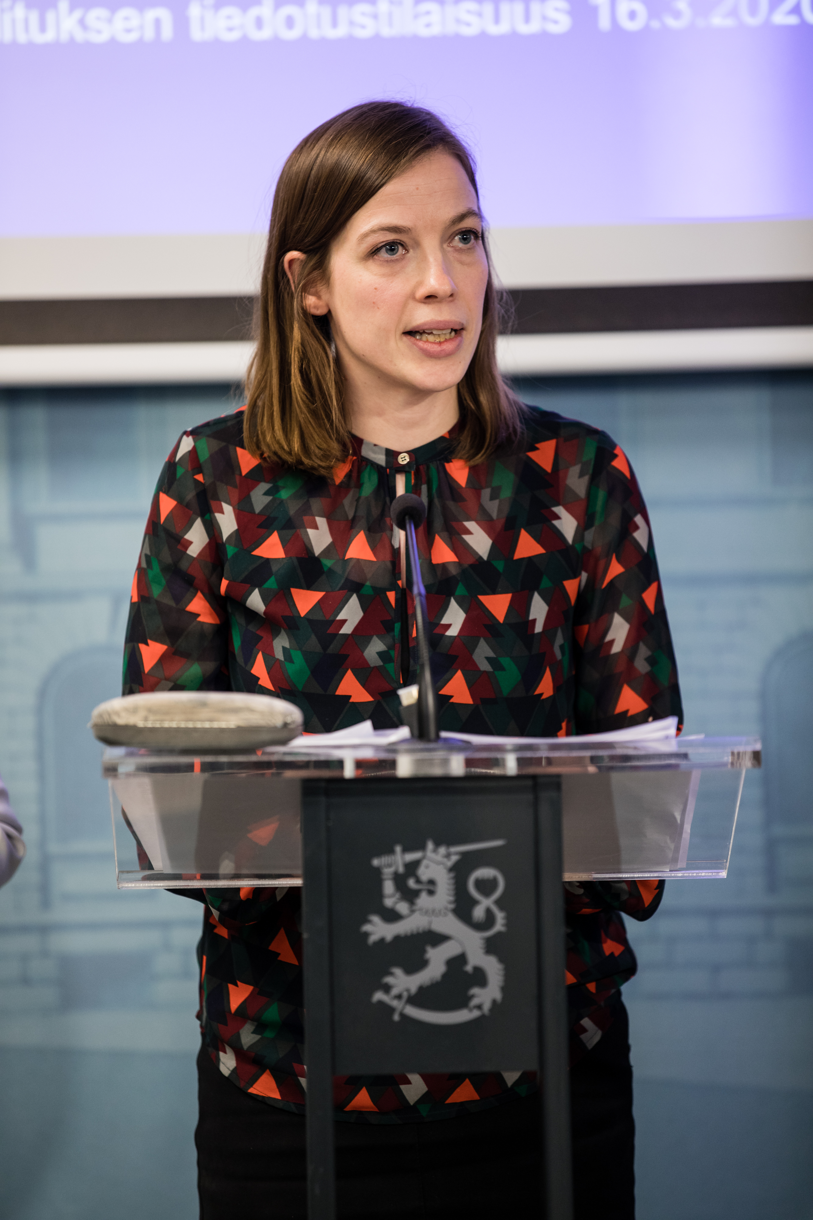 2020년 기자회견 중인 리 안데르손