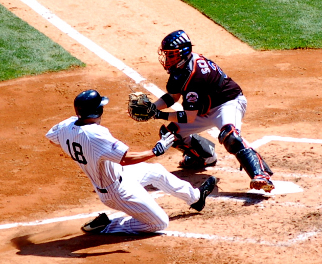 Schneider bersama New York Mets pada tahun 2008.